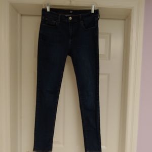 Gap True Skinny jeans